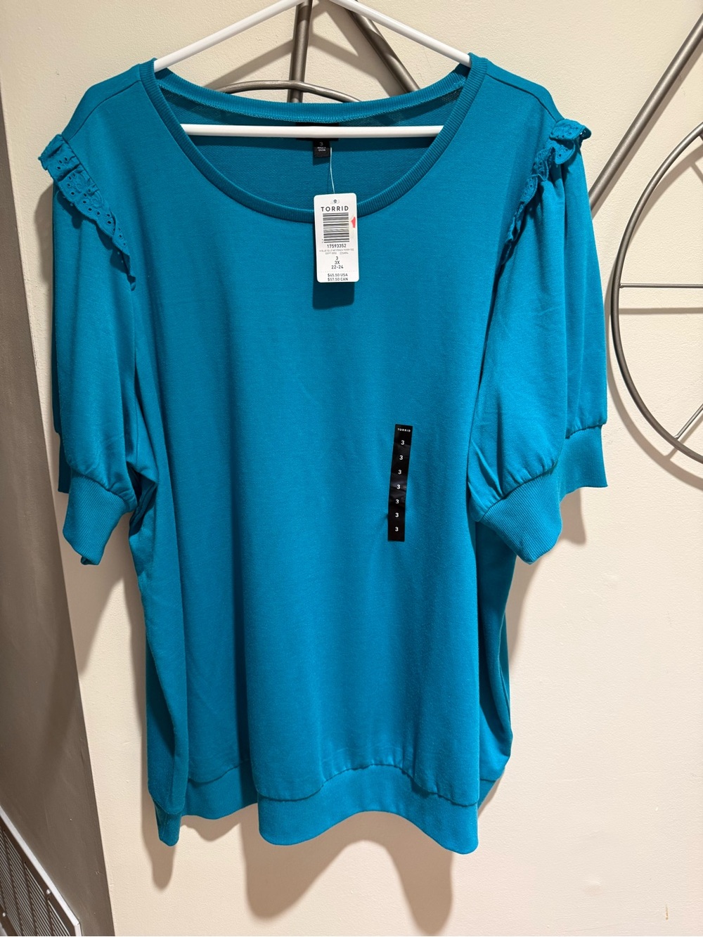 Torrid Size 3X NWT Teal Blue Eyelet Ruffle Sleeve French Terry Tee Sweatshirt